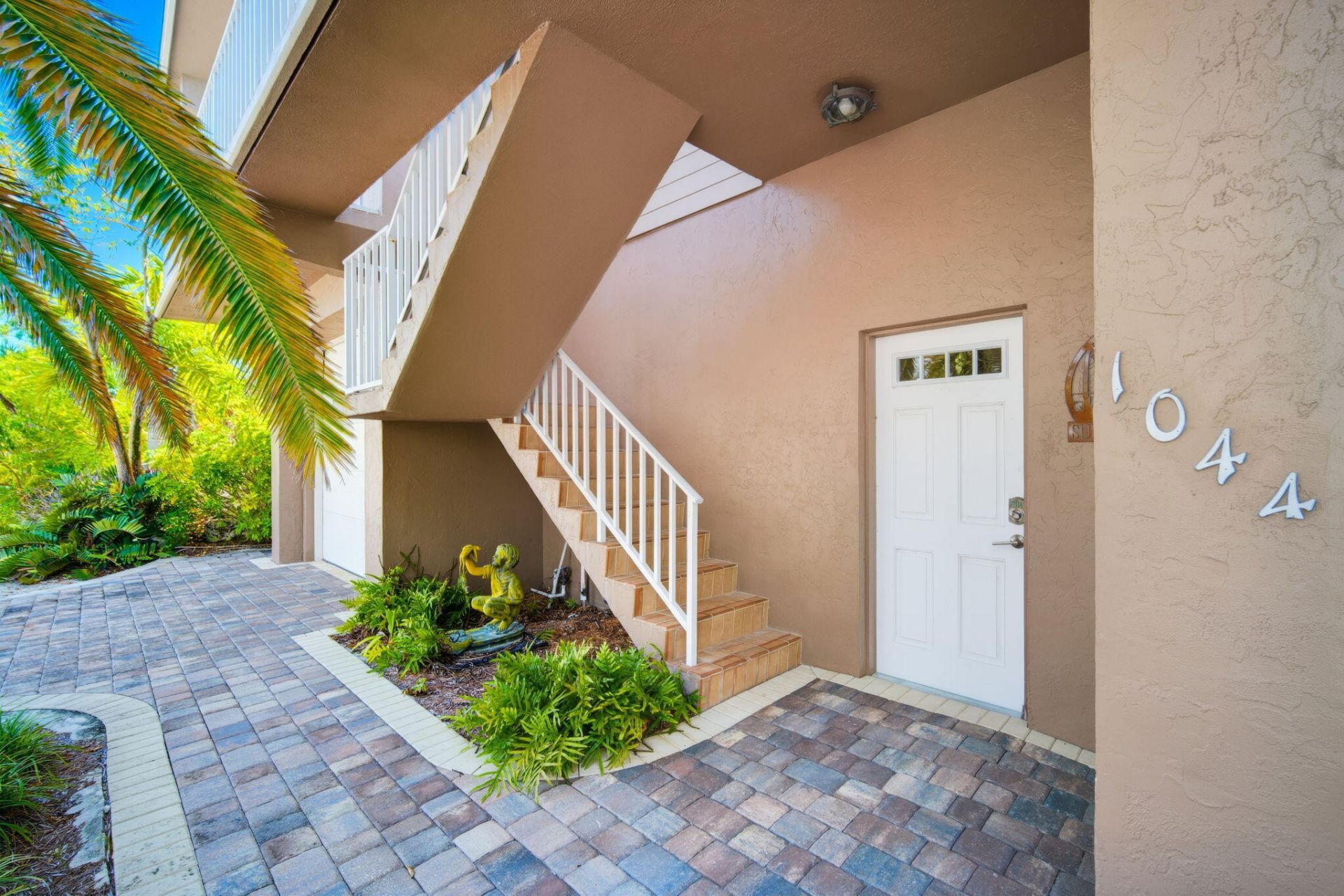 1044 Lagoon Drive, Summerland Key, FL 33042 Photo