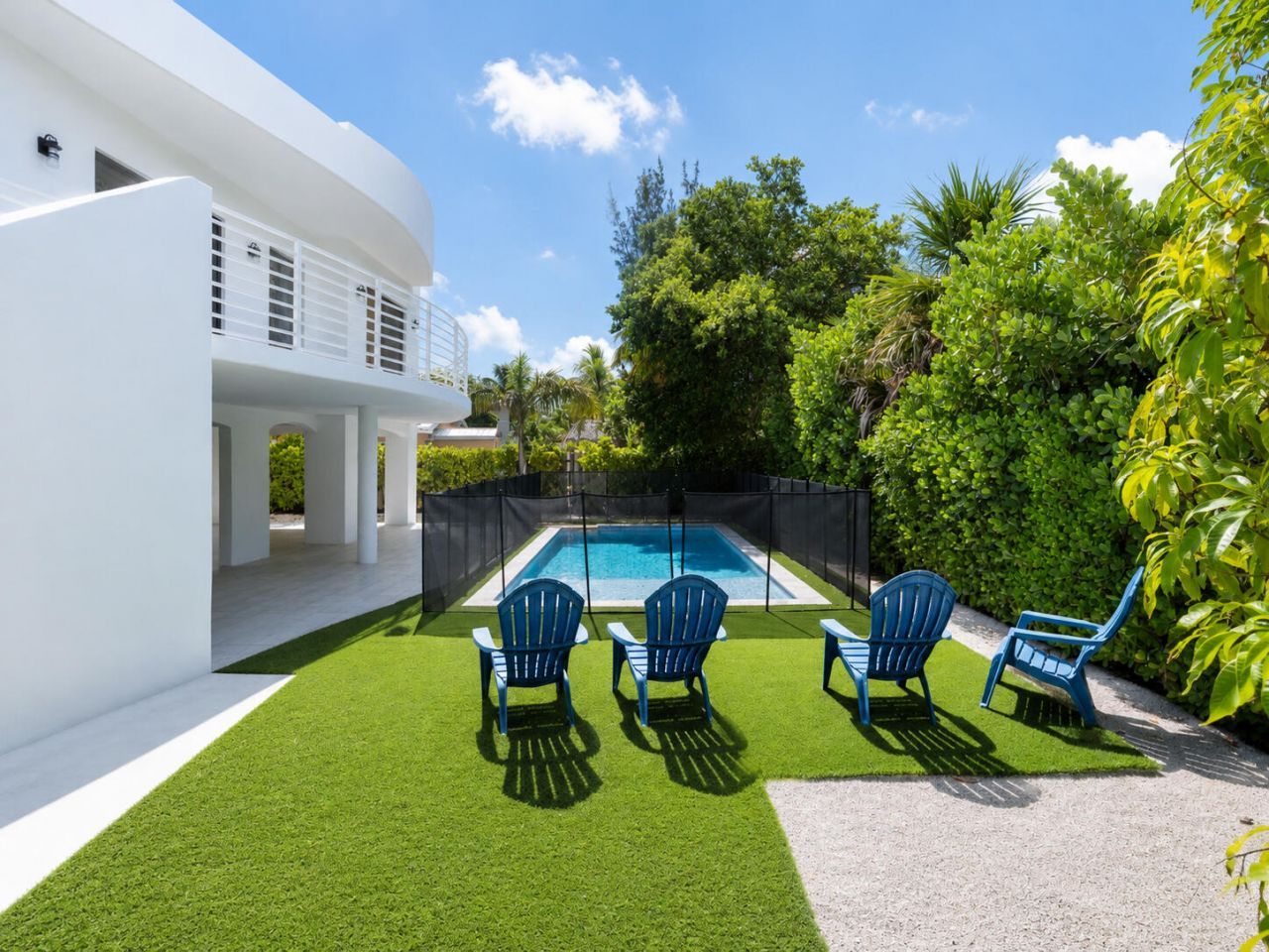 273 W Seaview Drive, Duck Key, FL 33050 Photo