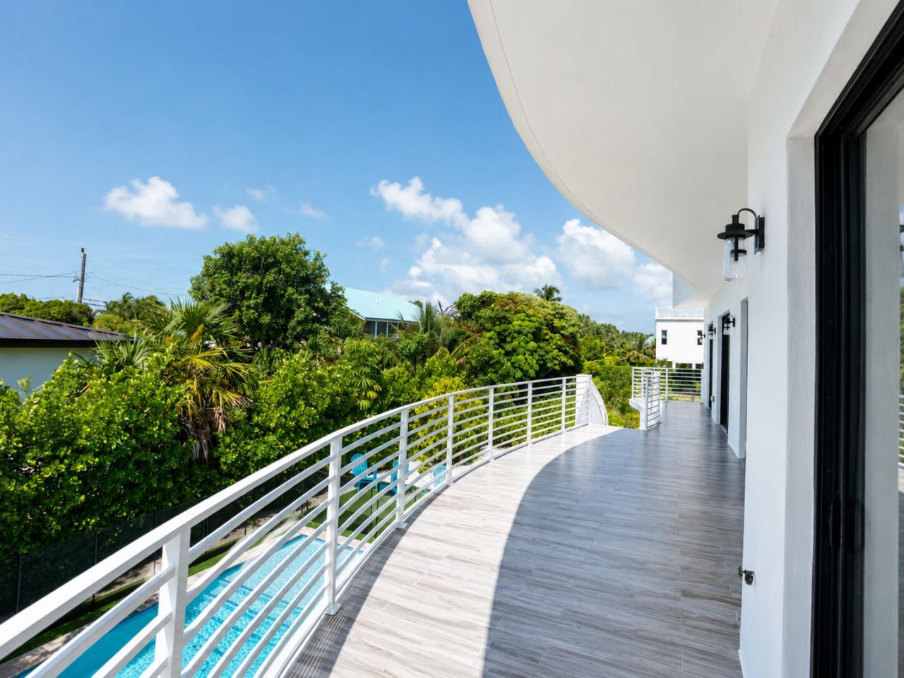 273 W Seaview Drive, Duck Key, FL 33050 Photo