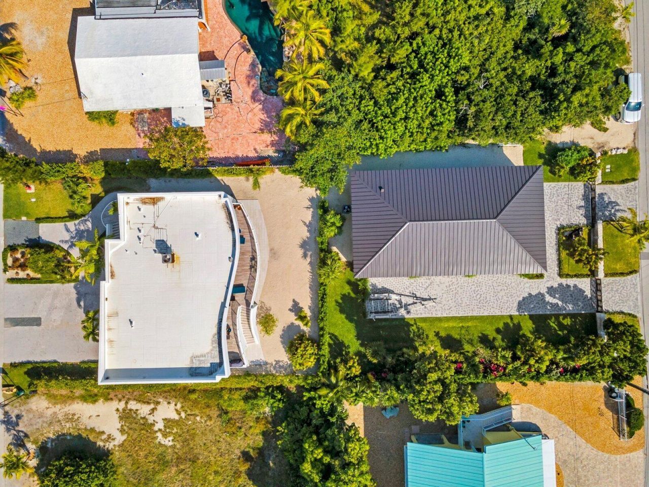 273 W Seaview Drive, Duck, FL 33050 Photo