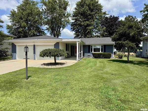 1949 W LOSEY Street, Galesburg, IL 61401