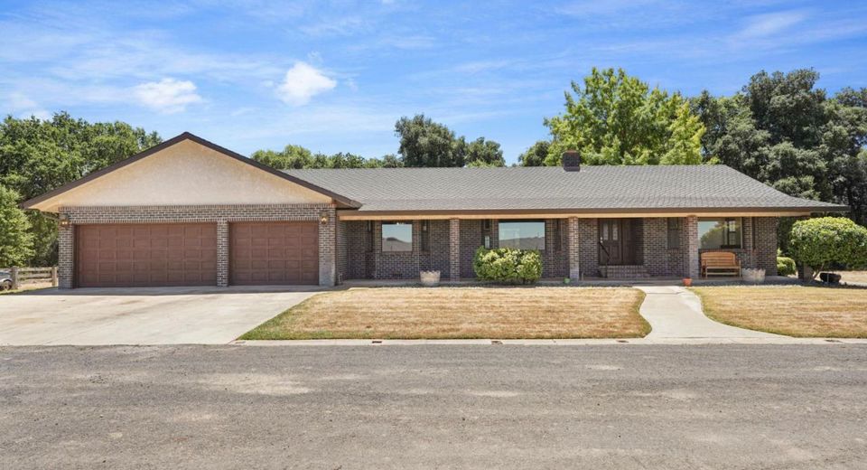 10996 Boessow Rd, Galt, CA 95632 Photo