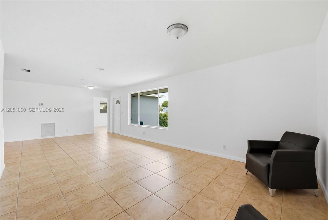 2901 Cleveland St , Hollywood, FL 33020 Photo