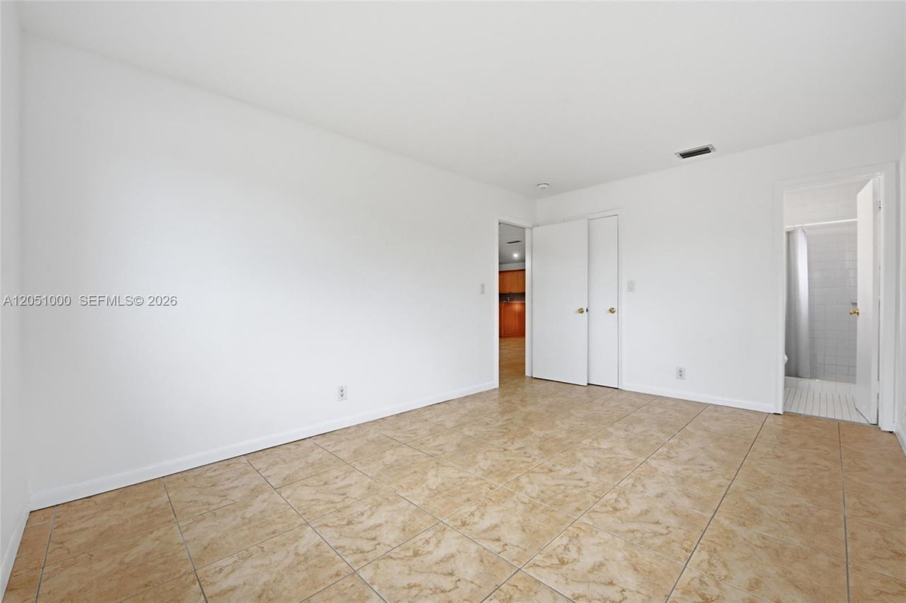 2901 Cleveland St , Hollywood, FL 33020 Photo