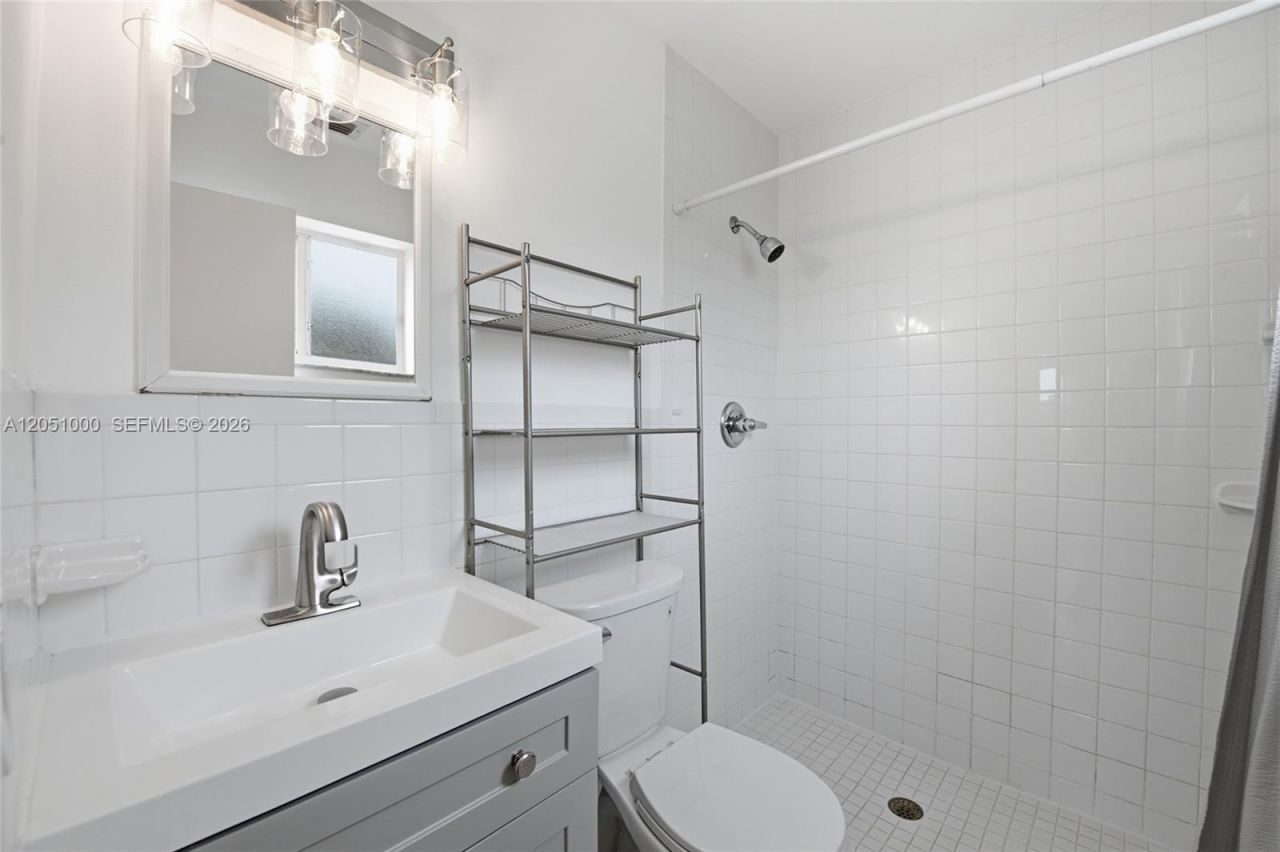 2901 Cleveland St , Hollywood, FL 33020 Photo