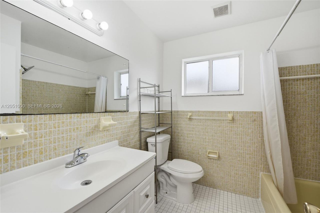 2901 Cleveland St , Hollywood, FL 33020 Photo
