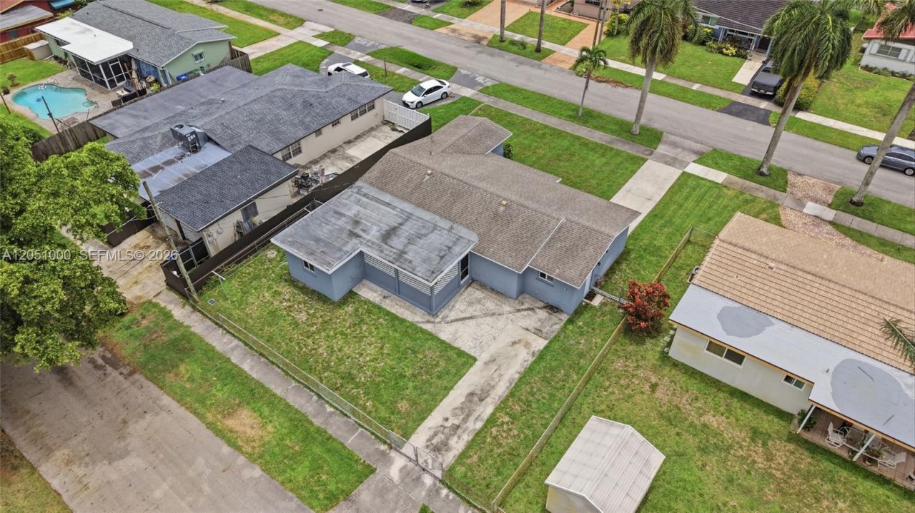 2901 Cleveland St , Hollywood, FL 33020 Photo