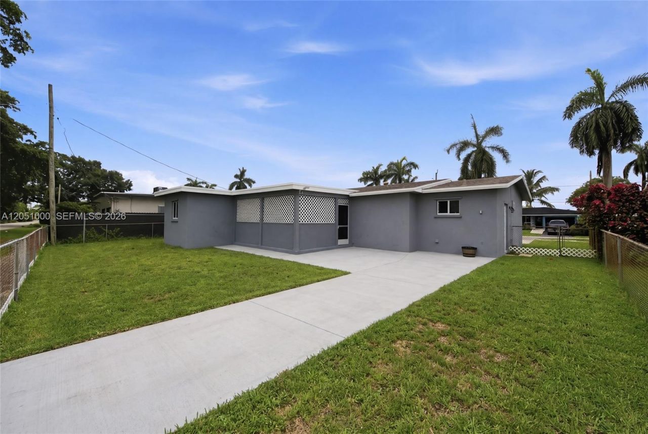 2901 Cleveland St , Hollywood, FL 33020 Photo