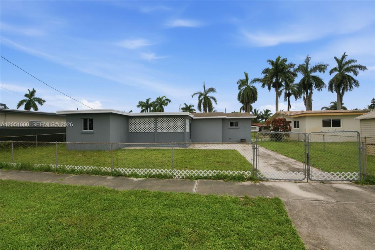 2901 Cleveland St , Hollywood, FL 33020 Photo