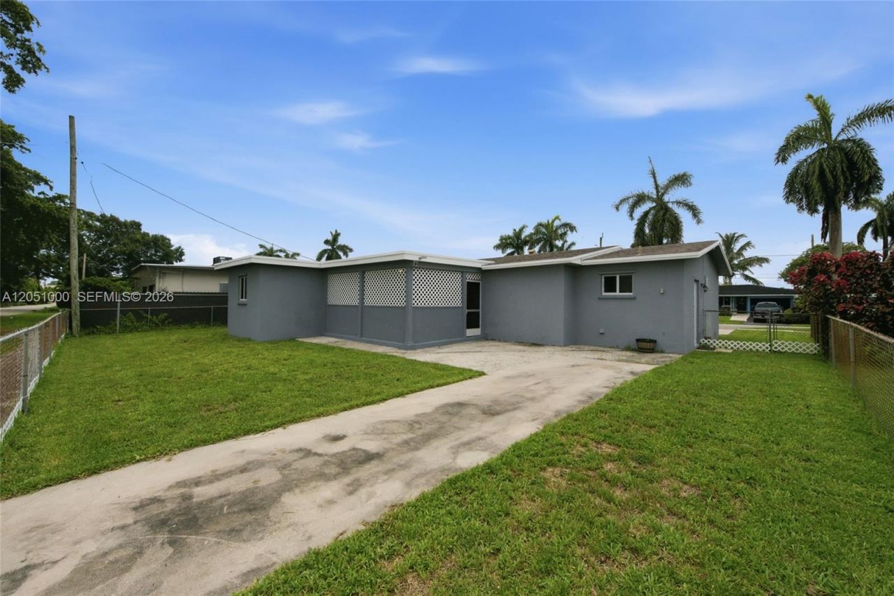 2901 Cleveland St , Hollywood, FL 33020 Photo