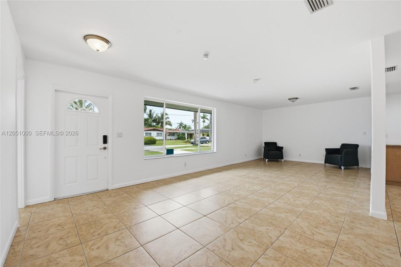 2901 Cleveland St , Hollywood, FL 33020 Photo