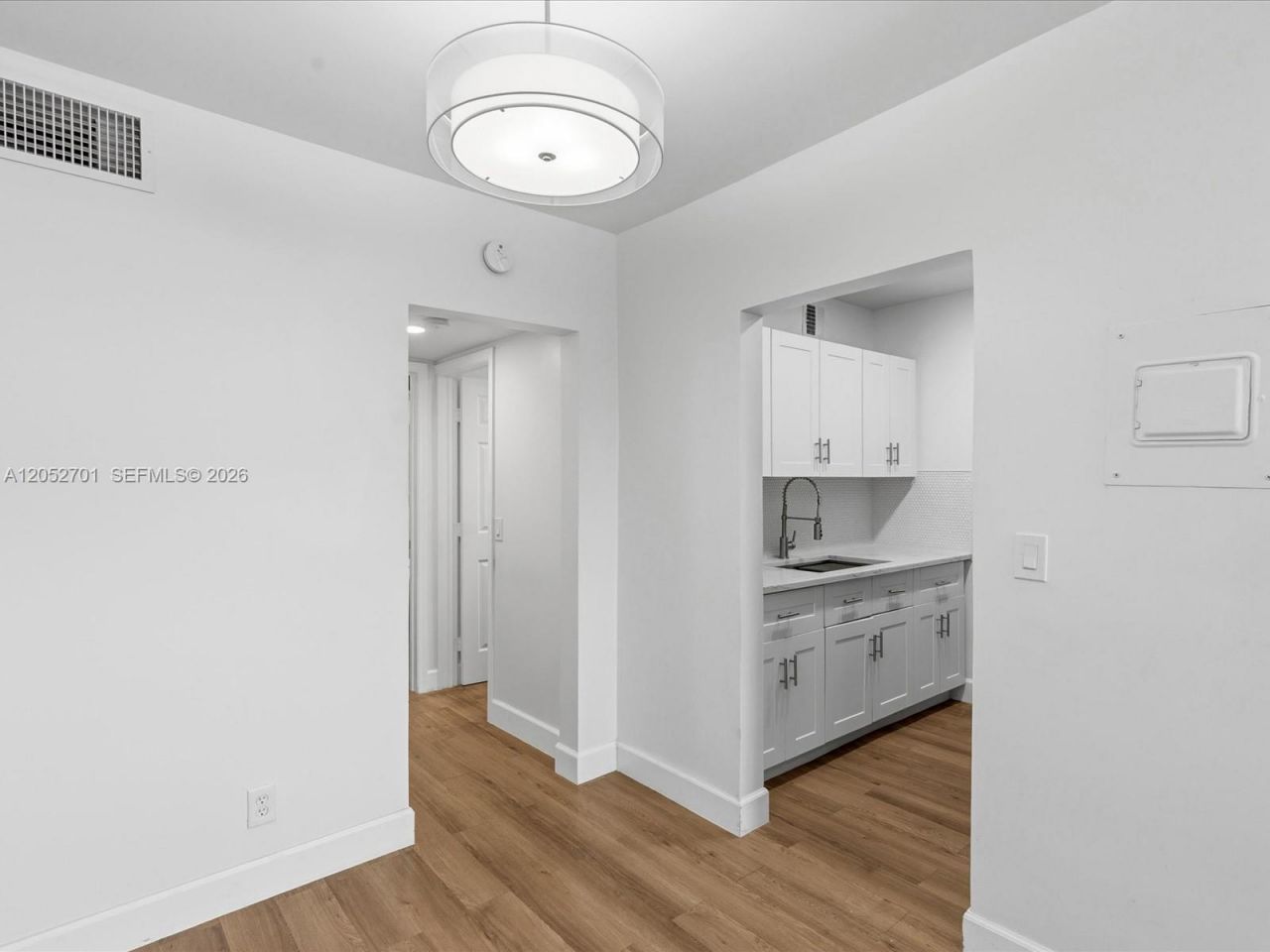 230 SW 11th Ave , Unit 8, Hallandale Beach, FL 33009 Photo