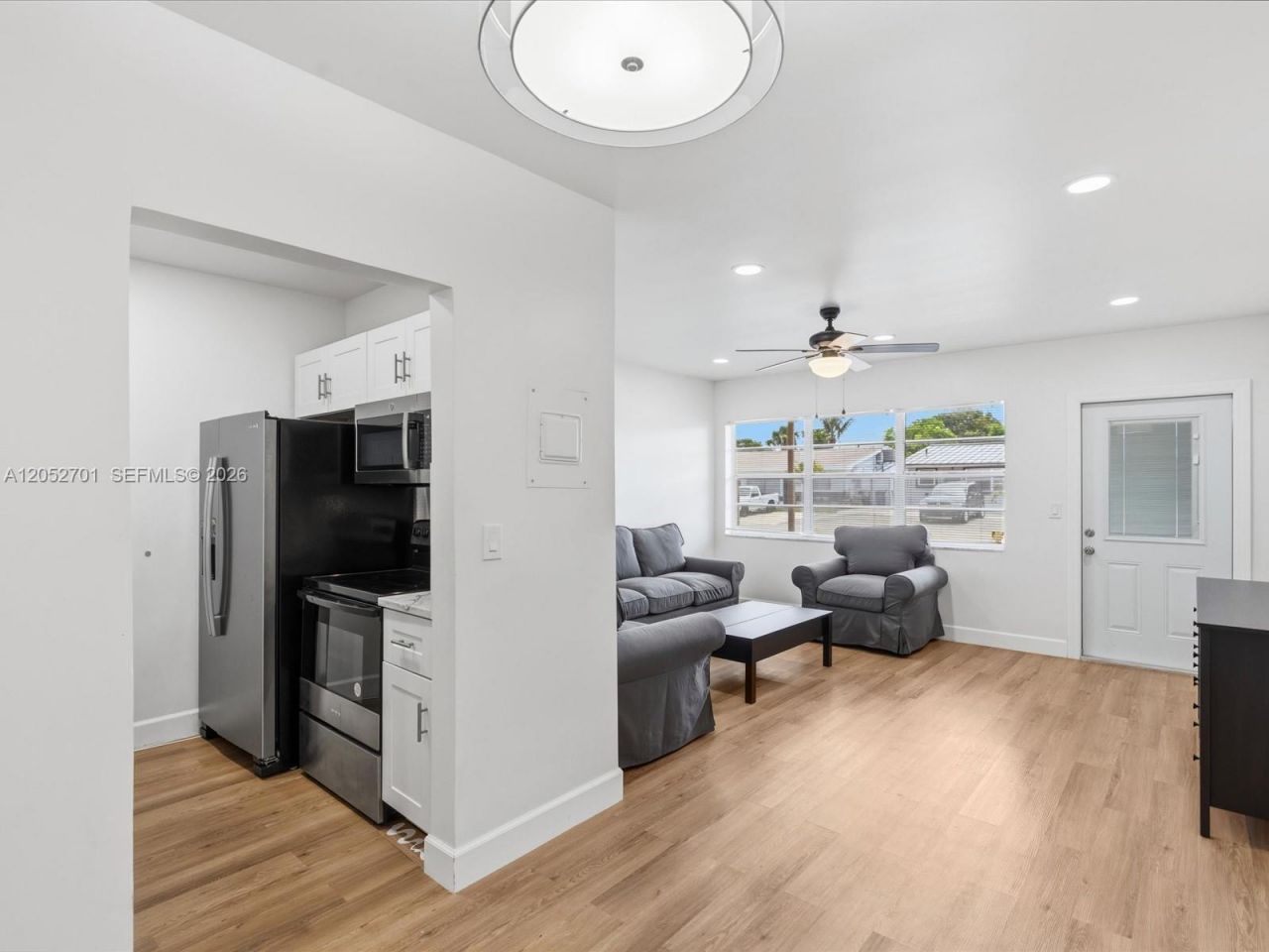 230 SW 11th Ave , Unit 8, Hallandale Beach, FL 33009 Photo