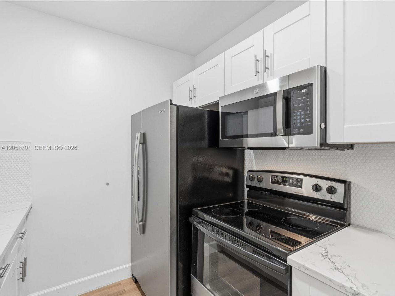 230 SW 11th Ave , Unit 8, Hallandale Beach, FL 33009 Photo