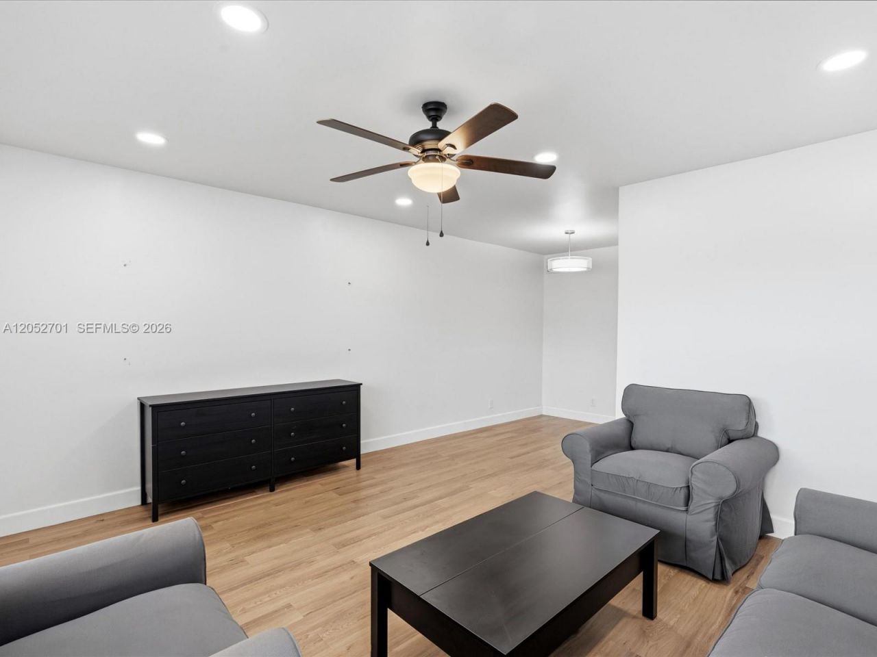 230 SW 11th Ave , Unit 8, Hallandale Beach, FL 33009 Photo