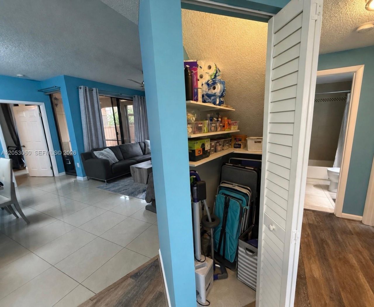 11856 NW 11th St, Unit 11856, Pembroke Pines, FL 33026 Photo