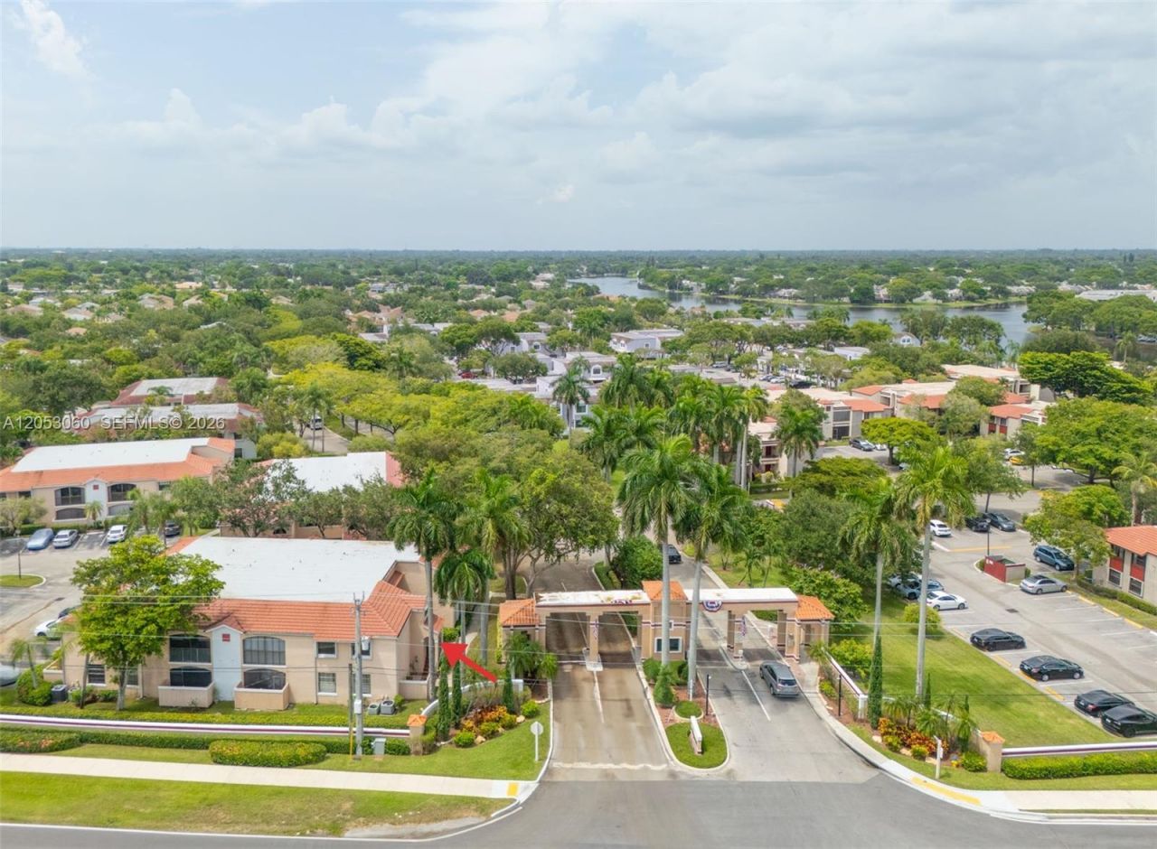 11856 NW 11th St, Unit 11856, Pembroke Pines, FL 33026 Photo