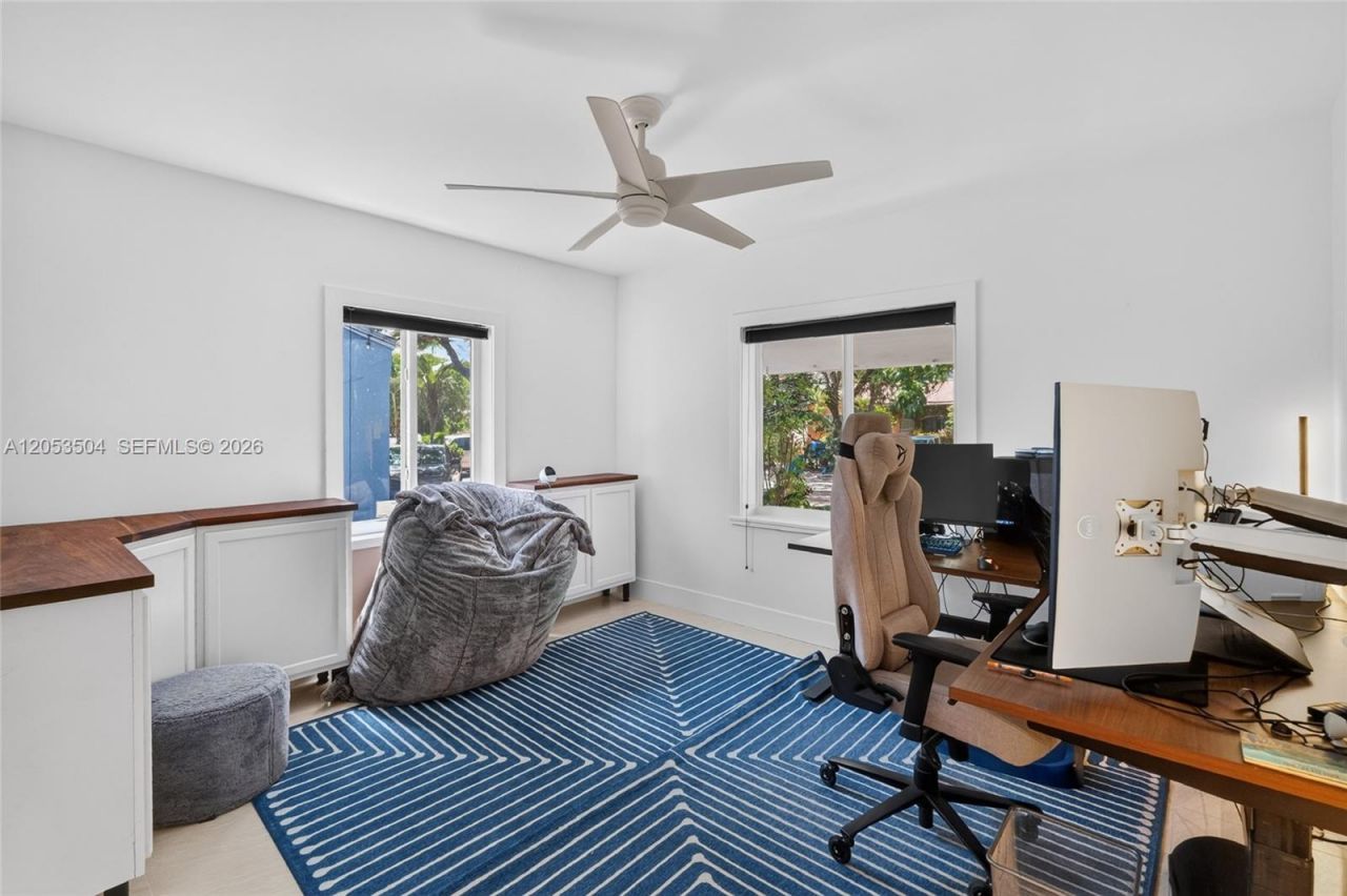 2543 SW 15th St , Miami, FL 33145 Photo