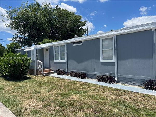 20016 NW 56 Ave , Miami Gardens, FL 33055