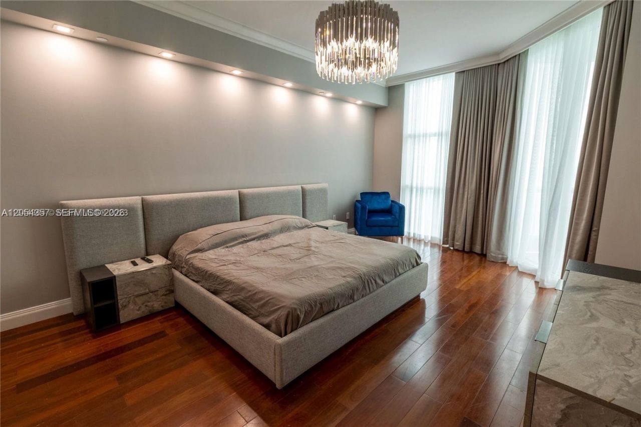16051 Collins Ave , Unit 2402, Sunny Isles Beach, FL 33160 Photo