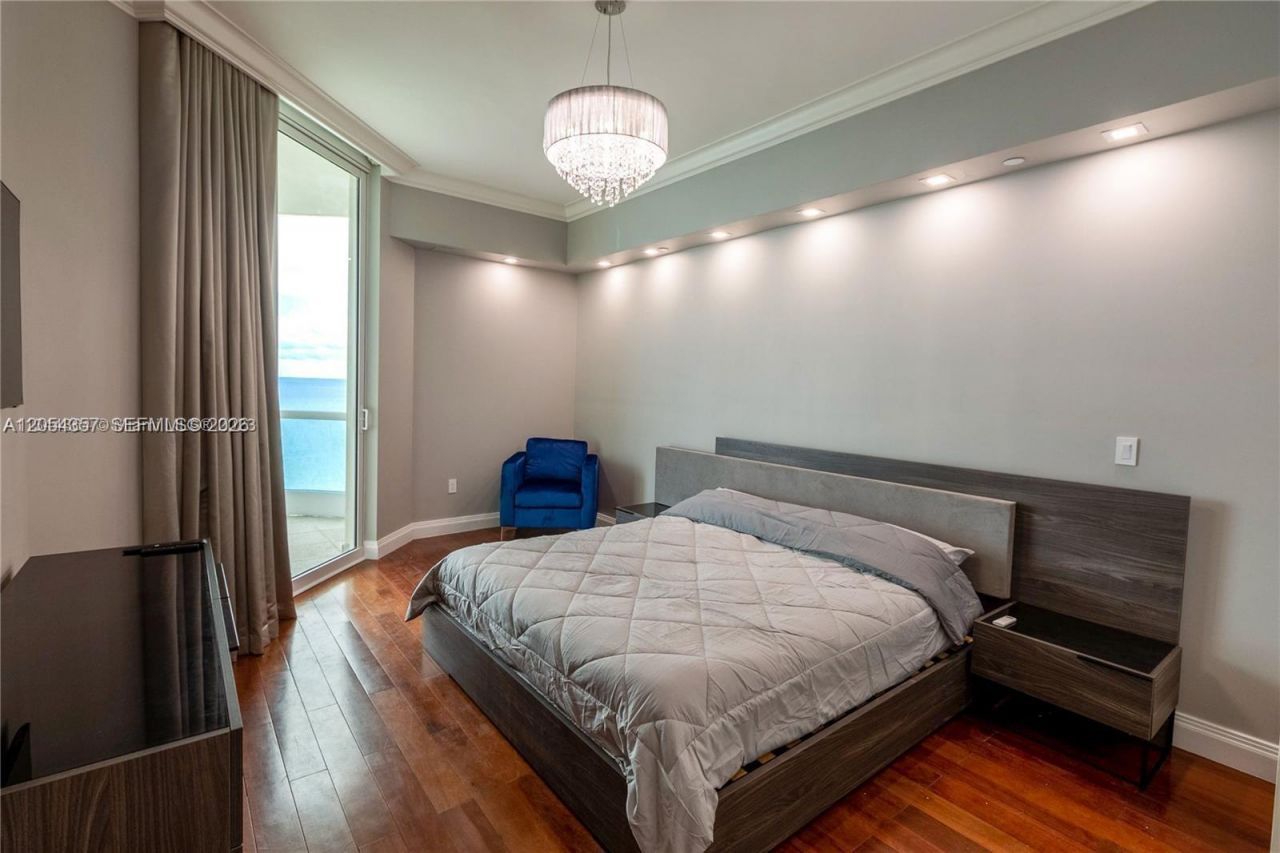 16051 Collins Ave , Unit 2402, Sunny Isles Beach, FL 33160 Photo