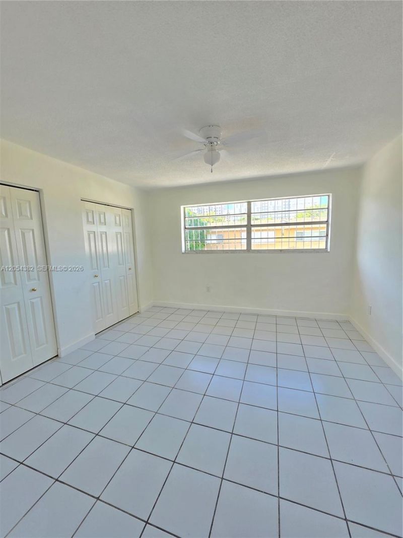 10972 SW 4th St, Unit J2, Sweetwater, FL 33174 Photo