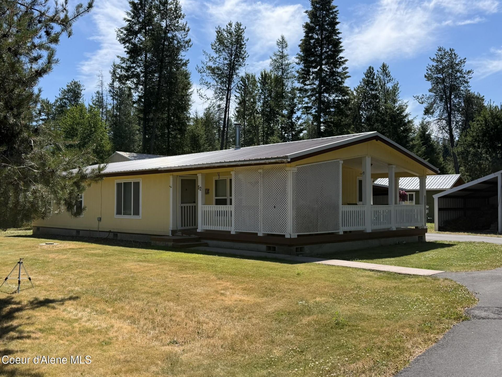 52 Meadowlark DR  primary photo
