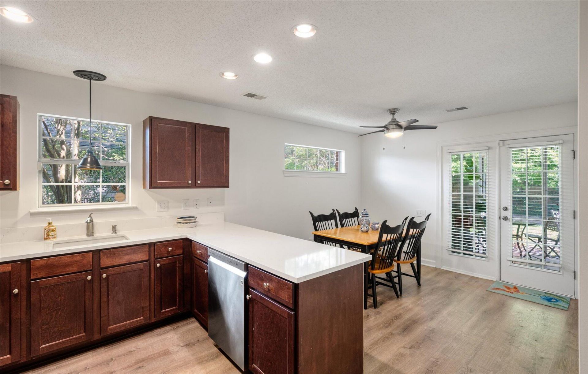 3108 Queensgate Way Photo 11