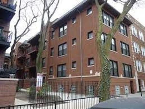713 W Barry Avenue , Unit S2, Chicago, IL 60657