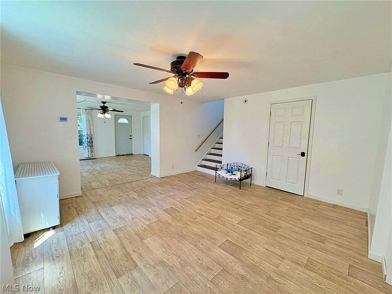 10677 Baumhart Road, Amherst, OH 44001 Photo 18