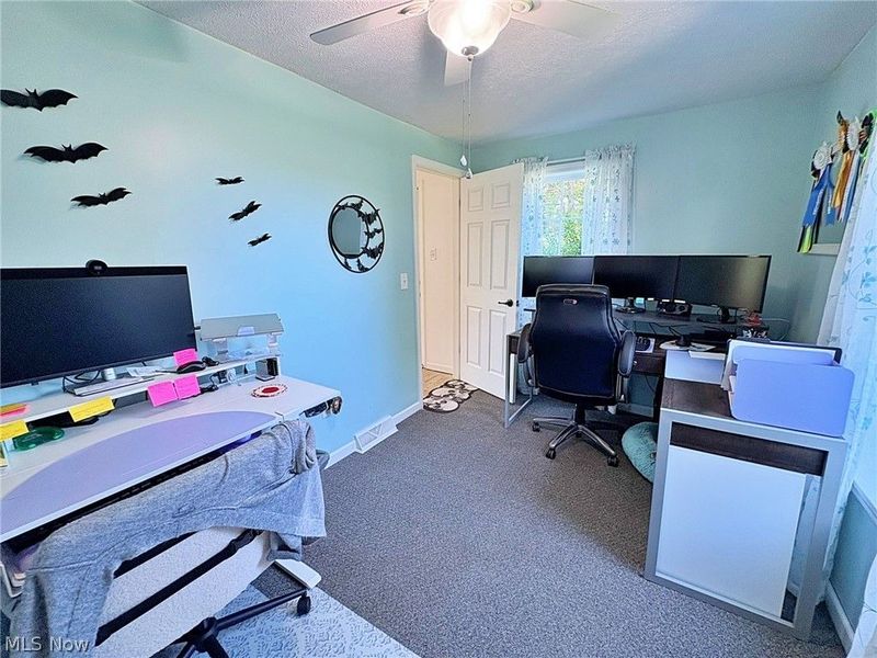 10677 Baumhart Road, Amherst, OH 44001 Photo 25