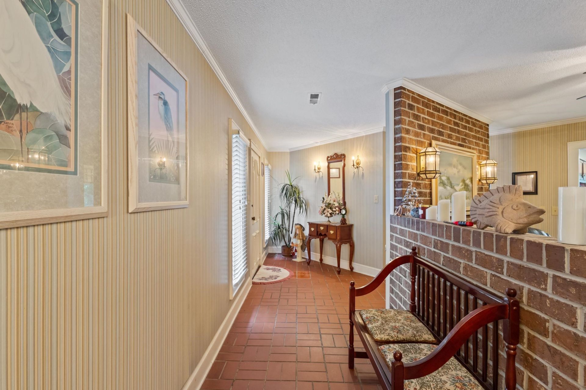107 Limestone Ln.  Photo 4