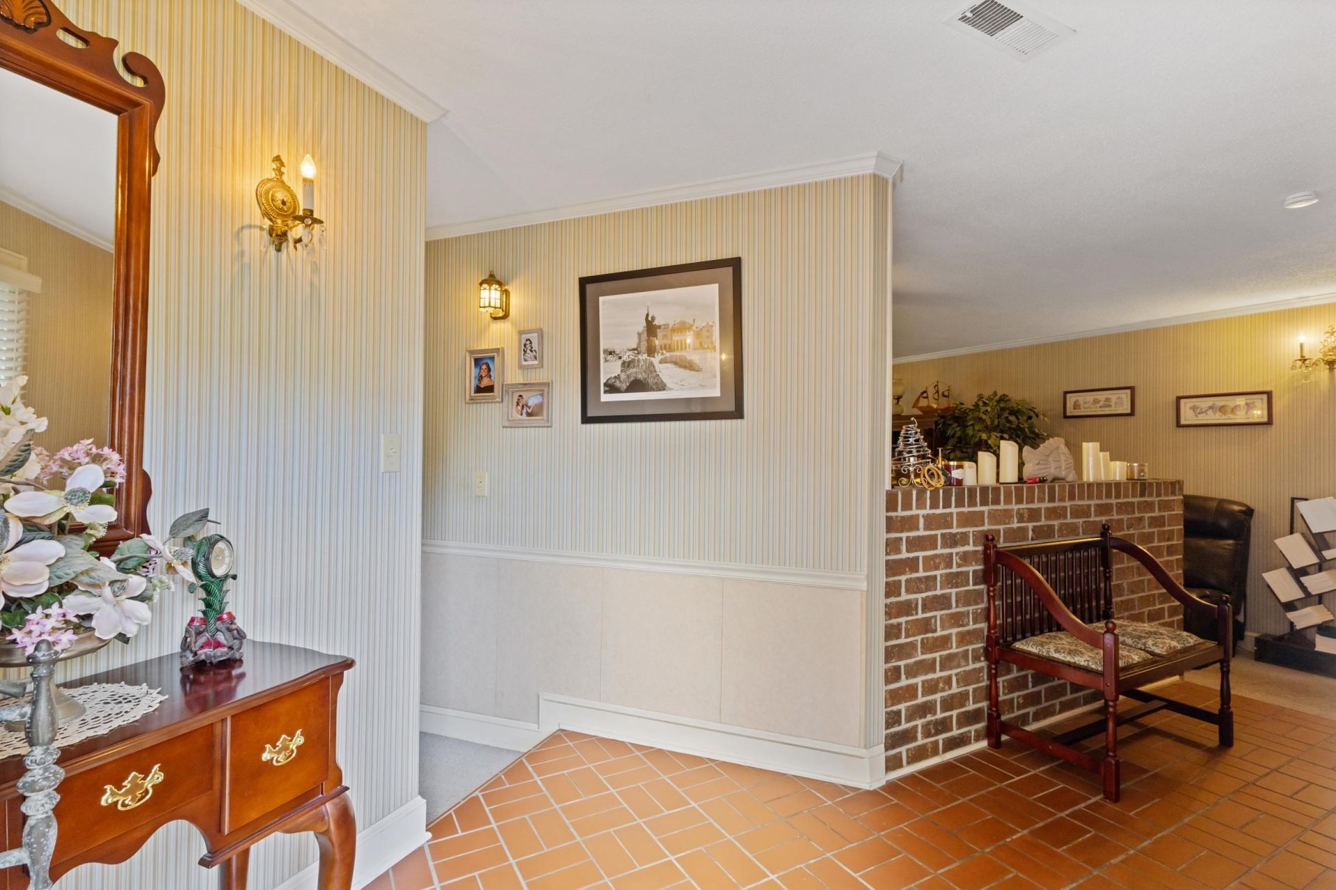 107 Limestone Ln.  Photo 7