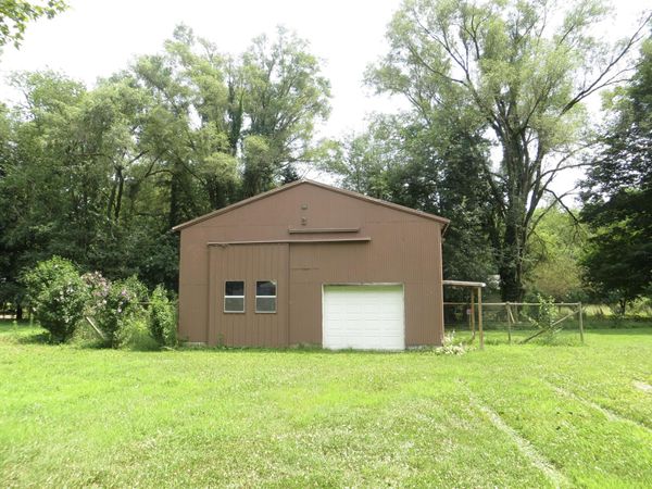 25035 Maple Street, Edwardsburg, MI 49112