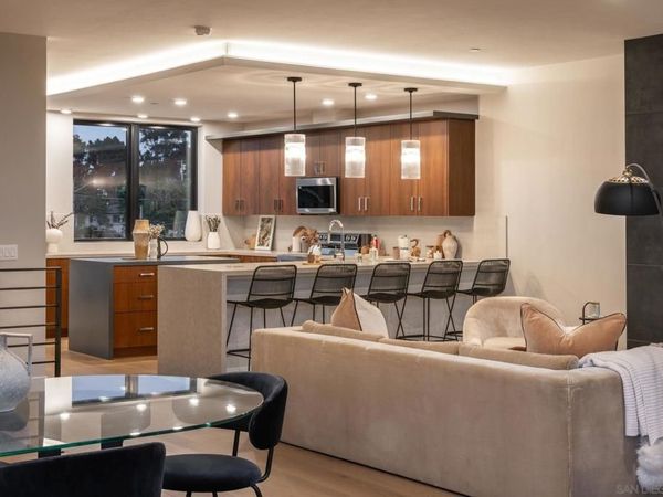 505 N Freeman Street , Unit 202, Oceanside, CA 92054