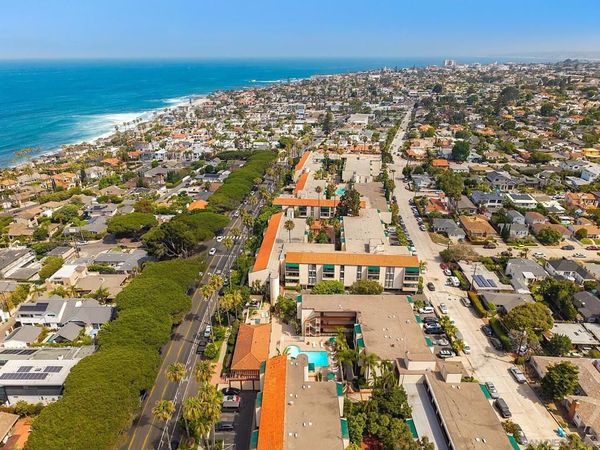 6455 La Jolla Blvd, Unit 302, La Jolla, CA 92037
