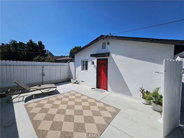 1554 Orange Avenue , Unit C, Costa Mesa, CA 92627