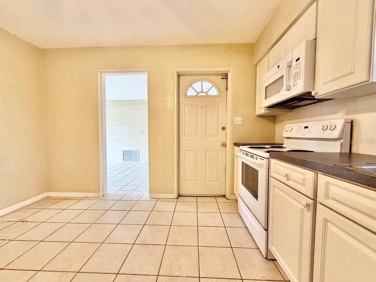 4201 Benson Avenue N, Saint Petersburg, FL 33713 Photo