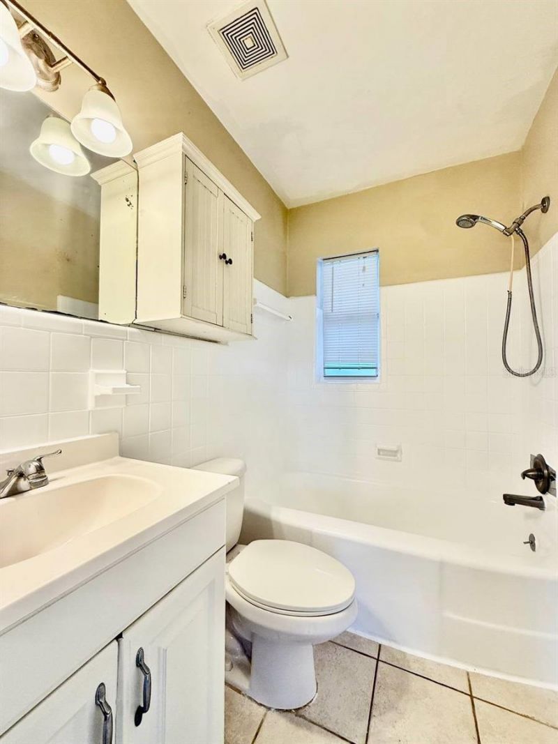 4201 Benson Avenue N, Saint Petersburg, FL 33713 Photo