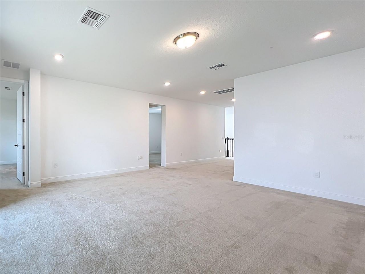 7398 Alpine Butterfly Ln, Orlando, FL 32819 Photo