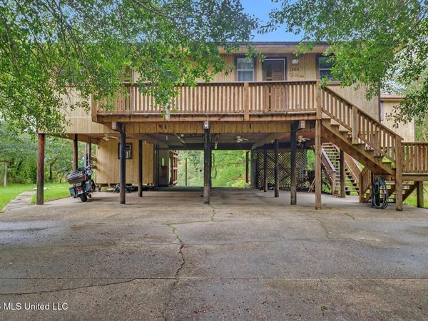 13410 River Road, Gulfport, MS 39503