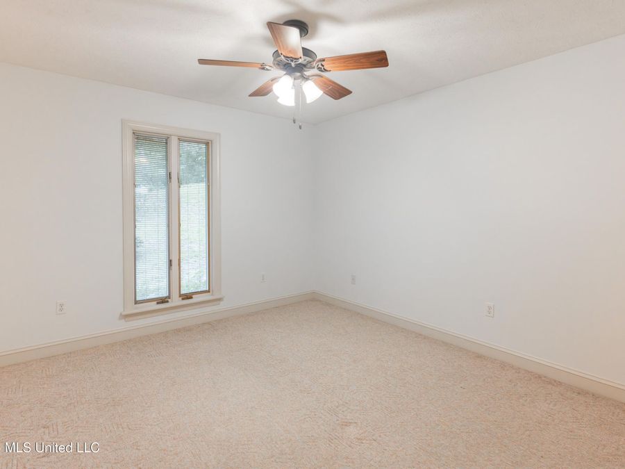 Property Image 111