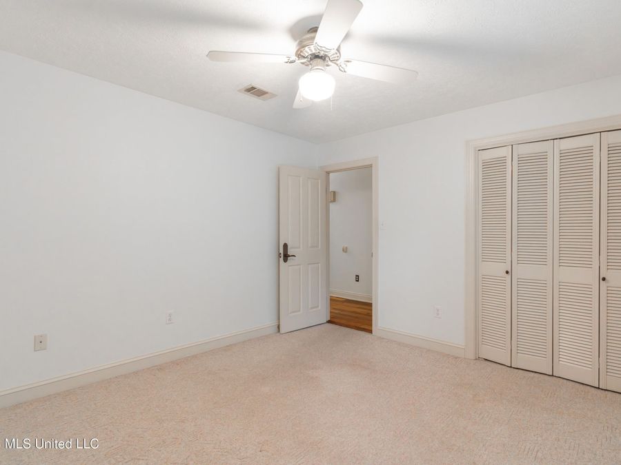 Property Image 123
