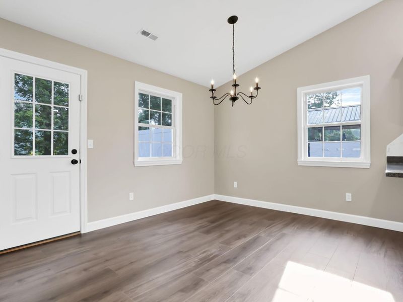 548 Wildflower Drive, Newark, OH 43055 Photo 15