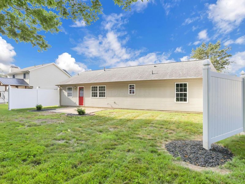 548 Wildflower Drive, Newark, OH 43055 Photo 34
