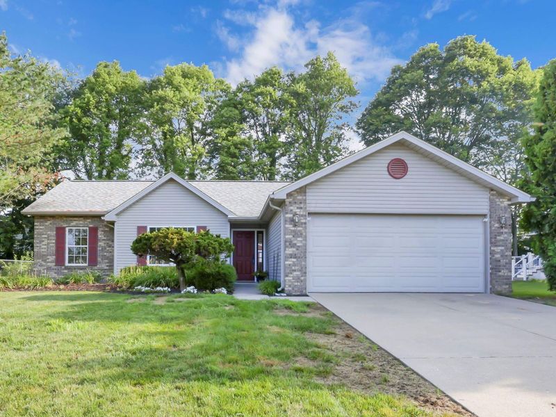 548 Wildflower Drive, Newark, OH 43055 Photo 5