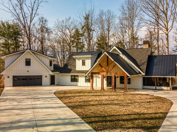 226 Meadowood Road , Newport, TN 37821
