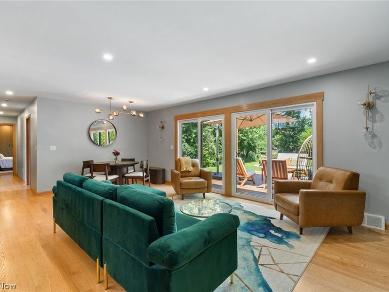 6079 Fulton Drive NW, Canton, OH 44718 Photo 6