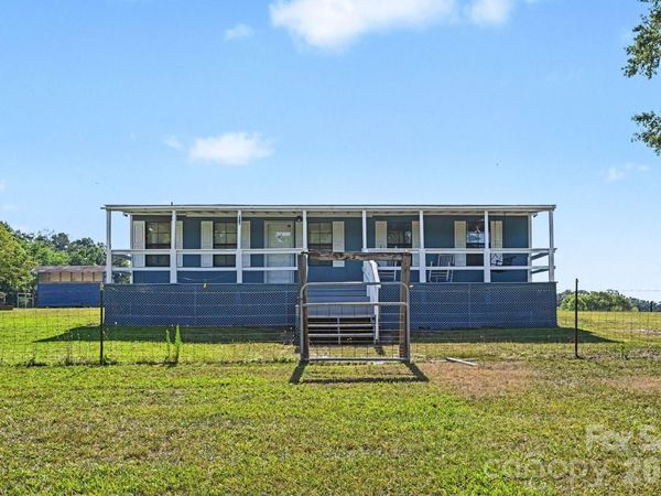 812 N Forest Hills School Road , Marshville, NC 28103
