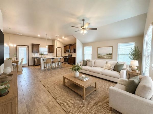 709 Caladium Drive, Yukon, OK 73099